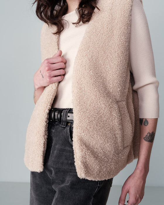 Grace & Mila - Niu Beige Sleeveless Jacket