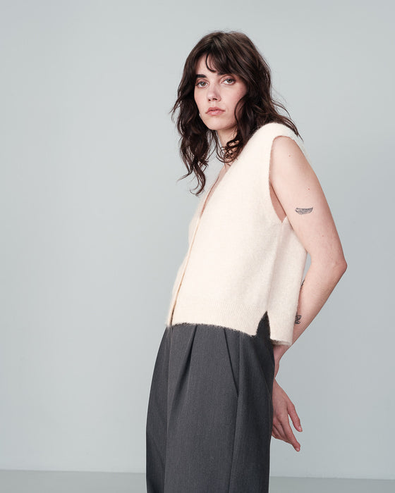 Grace & Mila - Nars Sleeveless Knit